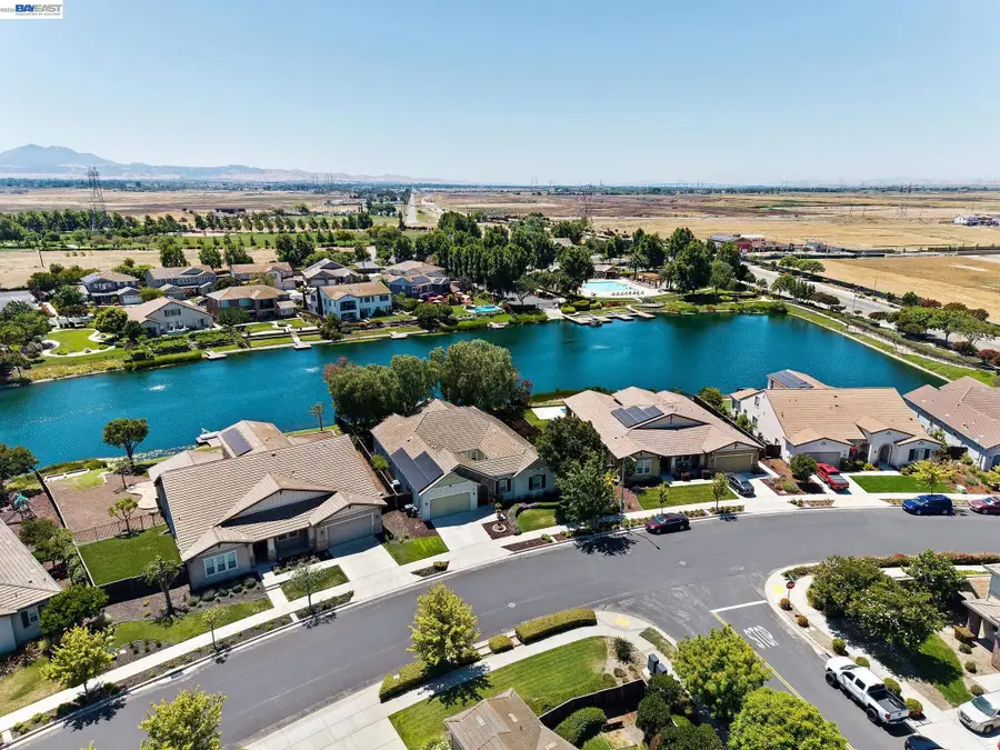 2771 Manresa Shore Ln, Oakley, CA 94561 - #2