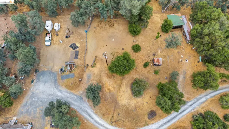 19584 Cherokee Rd, Tuolumne, CA 95379 - #2