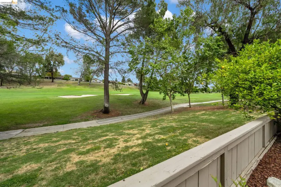 524 Silver Lake Dr, Danville, CA 94526 - #3