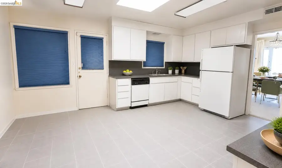 618 Prospect Ave, Oakland, CA 94610 - #3