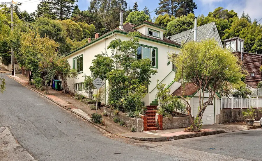 243 Nevada Ave, Richmond, CA 94801 - #2