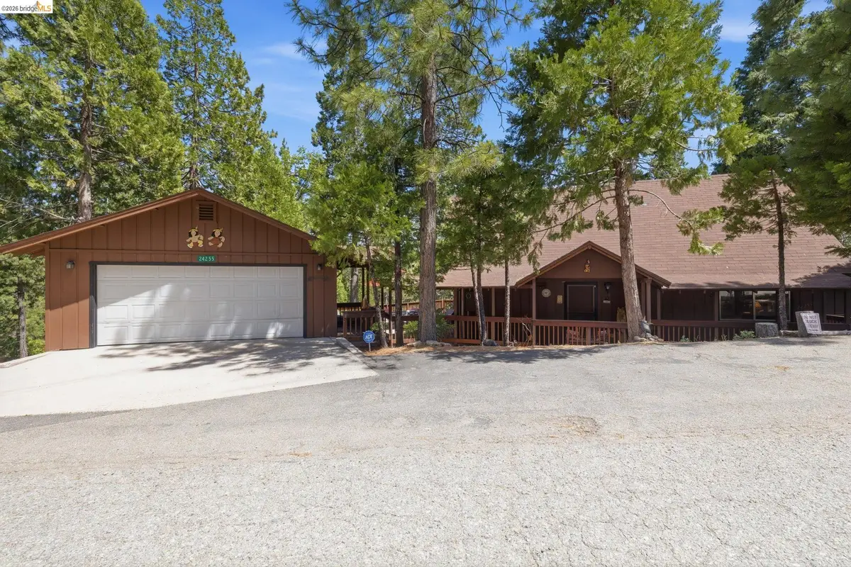 24255 Black Oak Ct, Mi Wuk Village, CA 95346 - #1