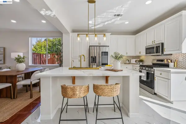 34102 Zaner Way, Union City, CA 94587
