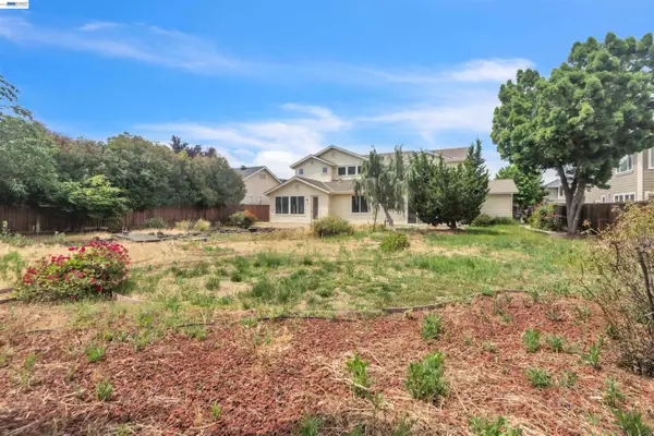 2630 Annette Ct, Tracy, CA 95304