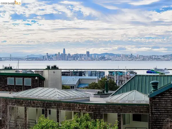 1201 Brickyard Way #113, Richmond, CA 94801