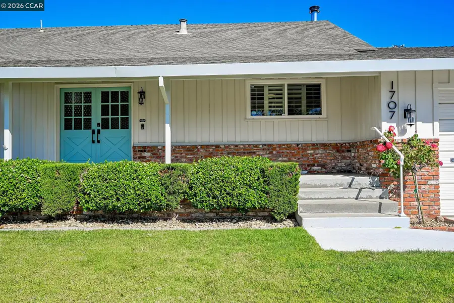 1707 Pepperwood Ct, Concord, CA 94521 - #2
