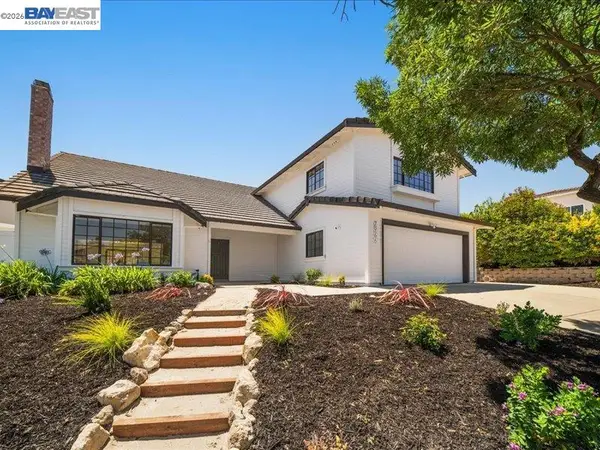 7966 Iglesia Dr, Dublin, CA 94568
