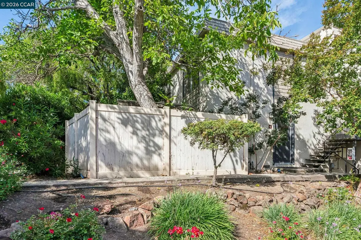 2035 Sierra Rd #4, Concord, CA 94518 - #1