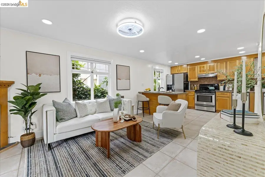2725 Prince St. #10, Berkeley, CA 94705 - #3