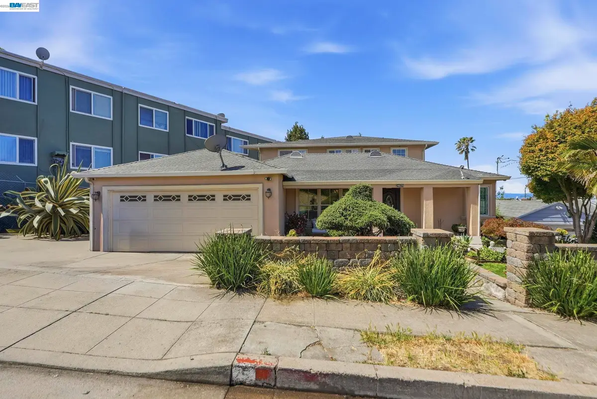 24025 2nd St, Hayward, CA 94541 - #1