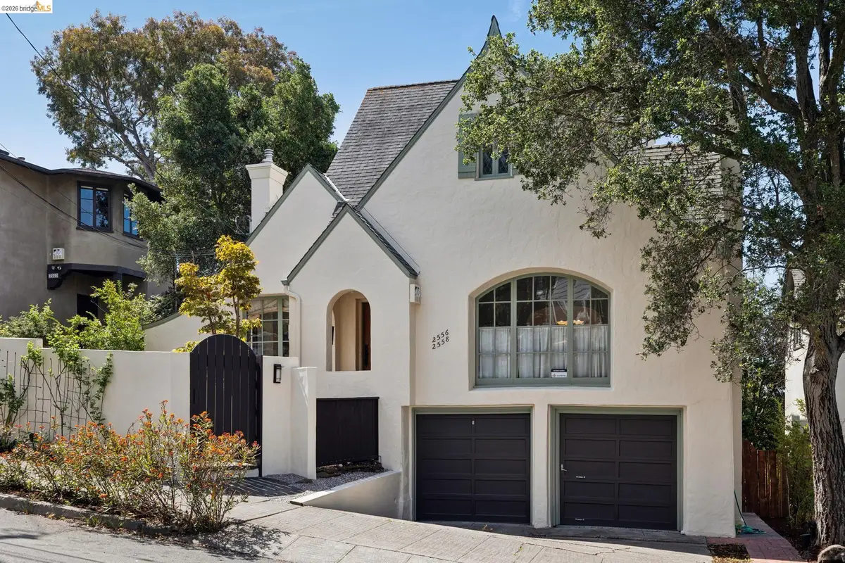 2558 Hilgard Ave, Berkeley, CA 94709 - #1