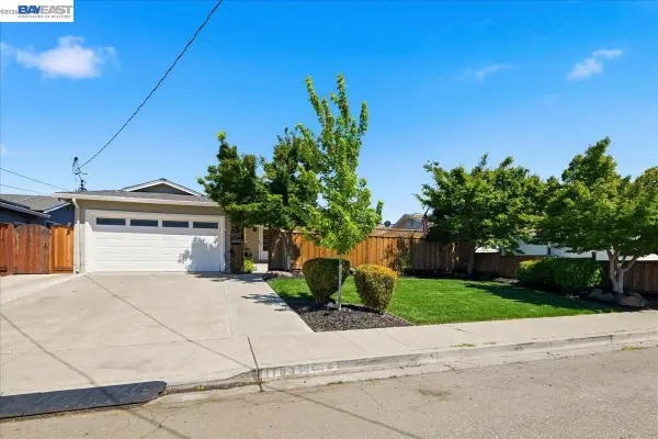 1183 Bannock St, Livermore, CA 94551