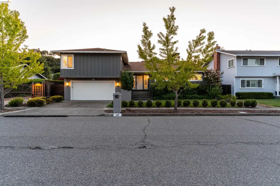 127 Peacock Dr, San Rafael, CA 94901 - #3