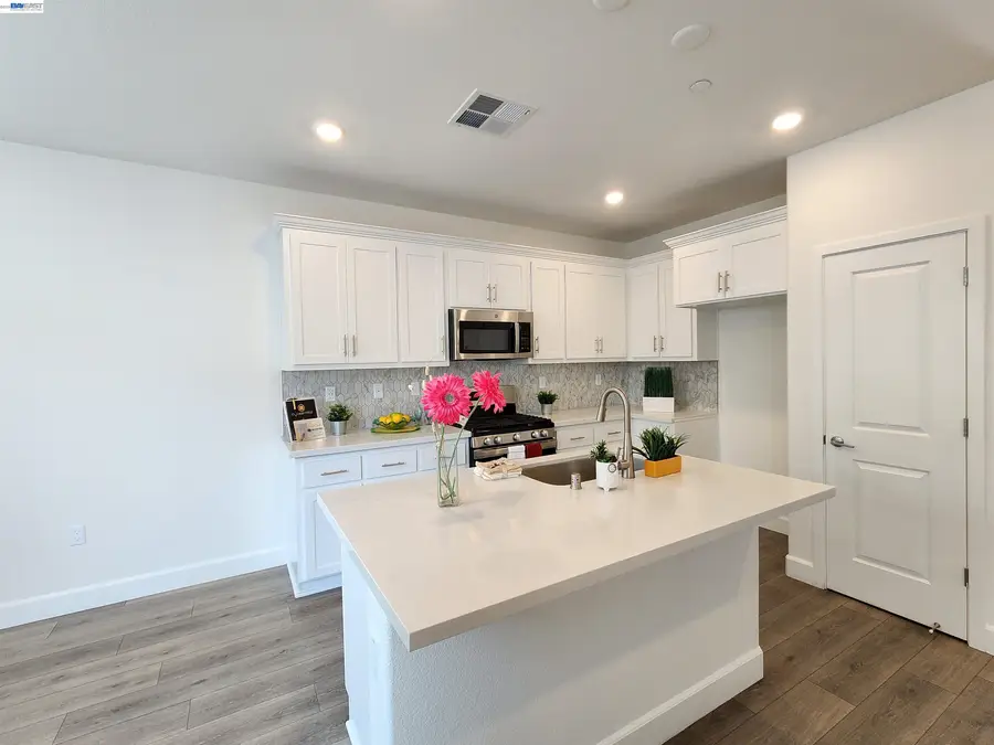417 Mystic Ln, Pittsburg, CA 94565 - #3