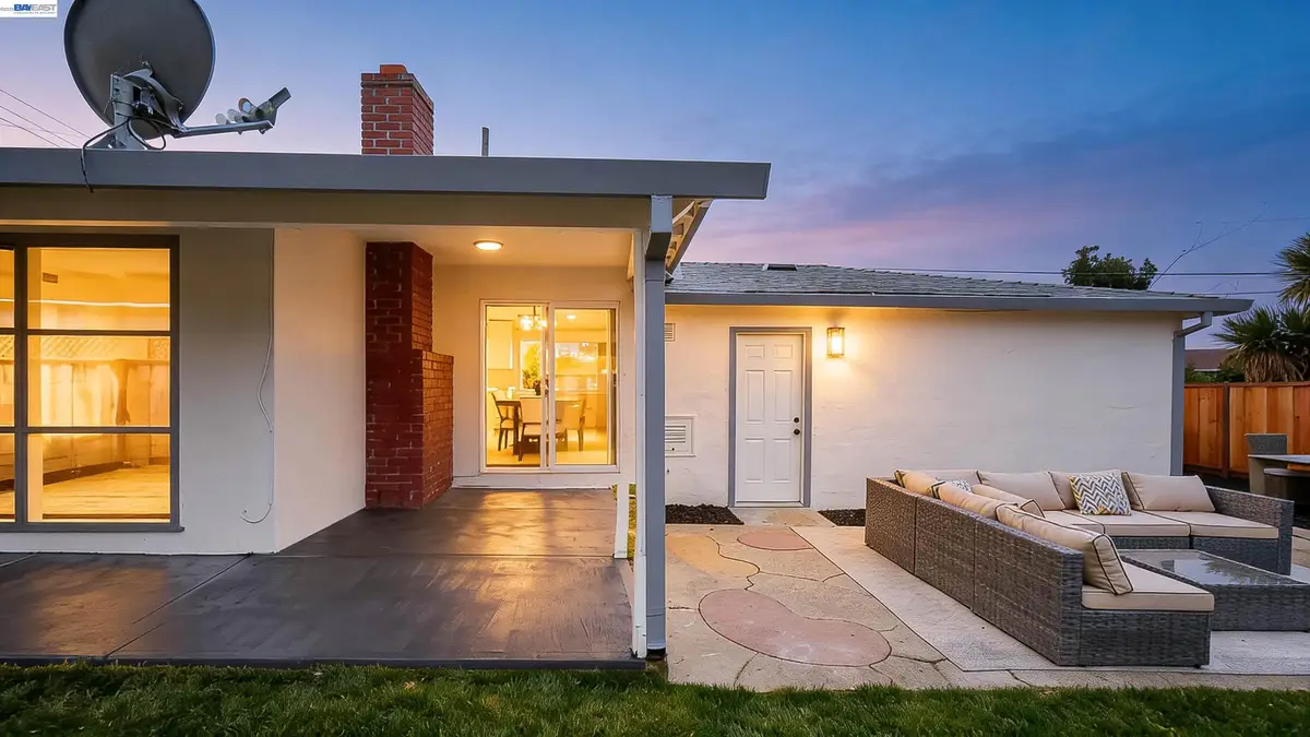 7 Newhall St, Hayward, CA 94544 - #1