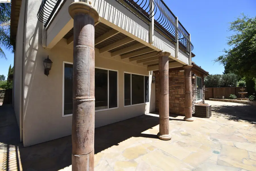 5548 Cortina Ln, Stockton, CA 95219 - #3