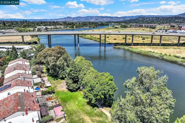 908 Marina Dr #908, Napa, CA 94559