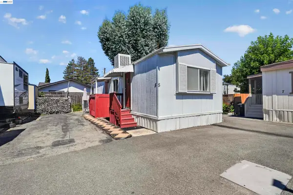 828 Olivina Ave #5, Livermore, CA 94551