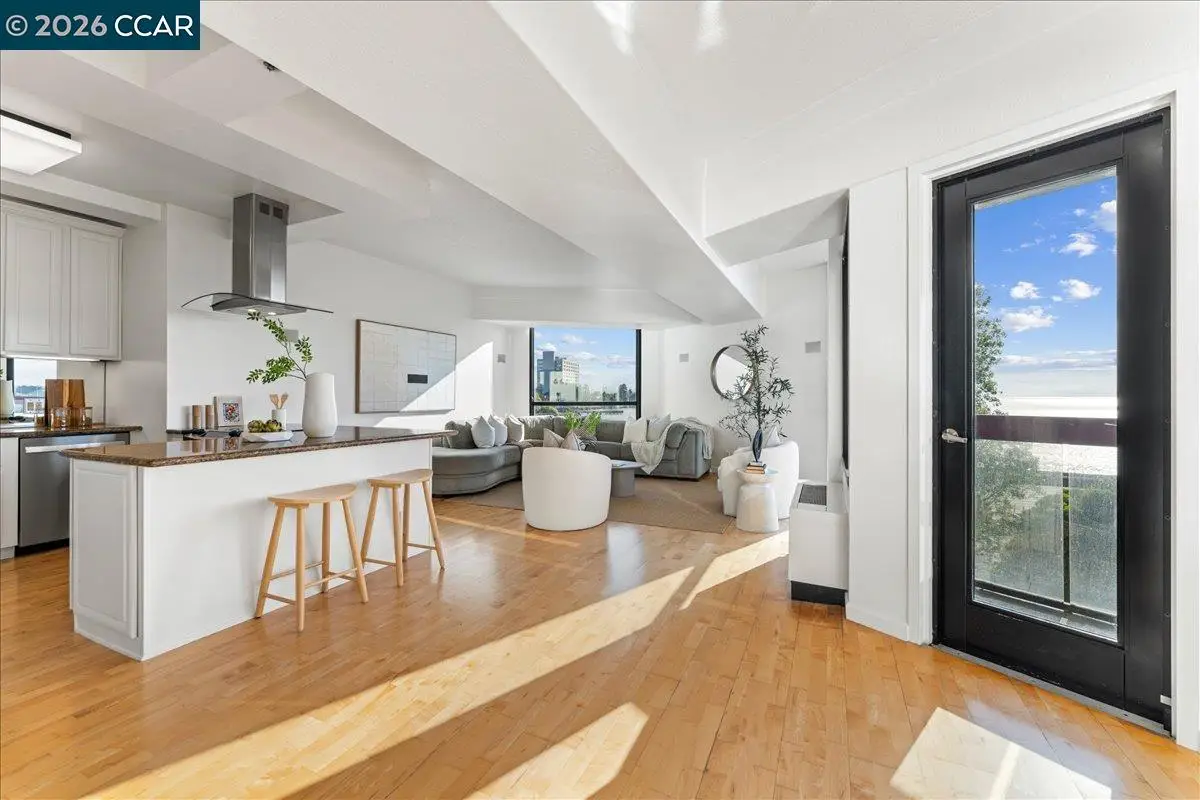 6363 Christie Ave #406, Emeryville, CA 94608 - #1