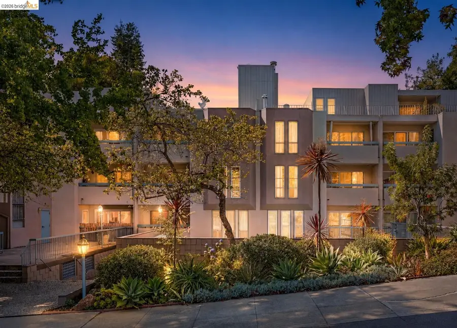 385 Jayne Ave #105, Oakland, CA 94610 - #2