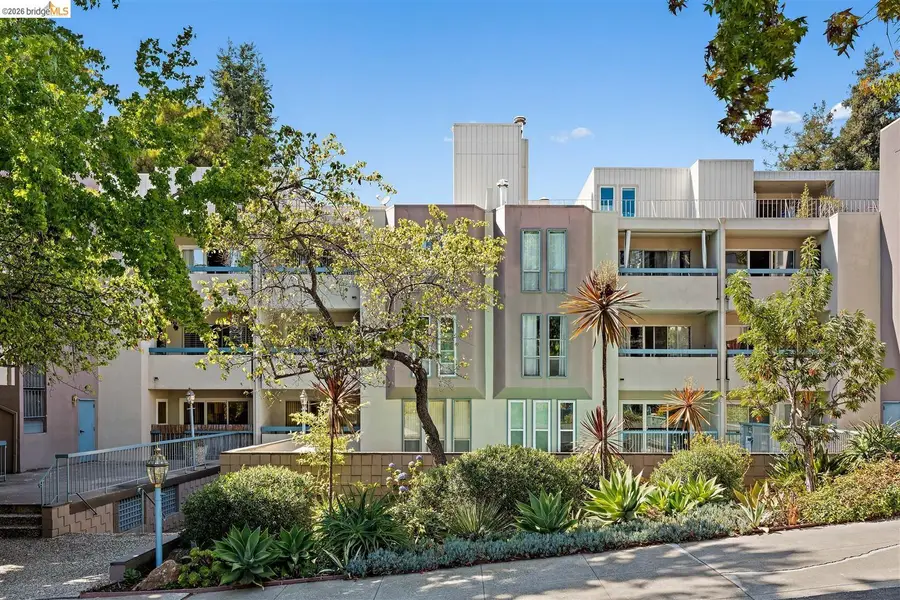385 Jayne Ave #105, Oakland, CA 94610 - #3