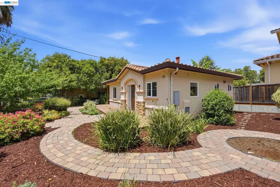 307 Dana St, Fremont, CA 94539 - #2