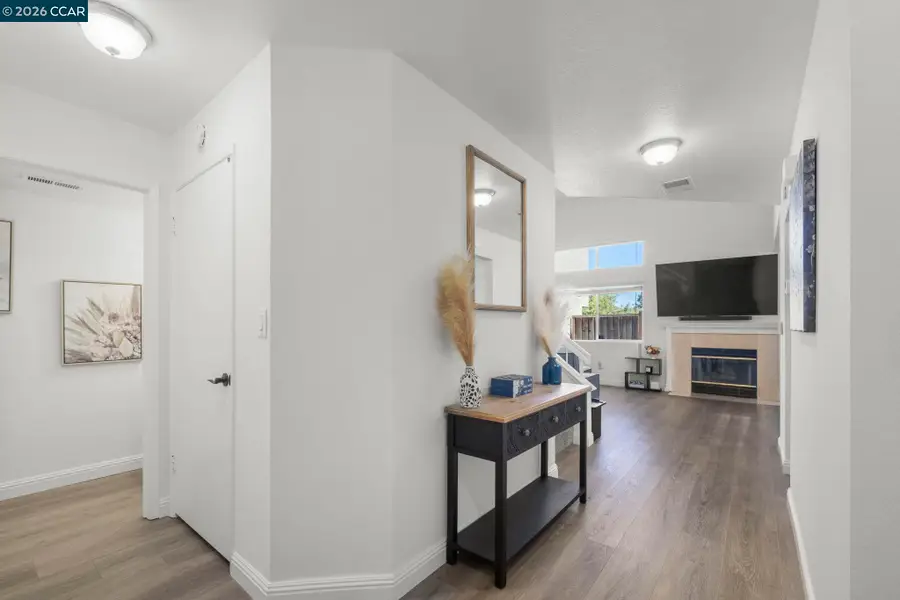 1002 Pinehurst Ct, Concord, CA 94521 - #3