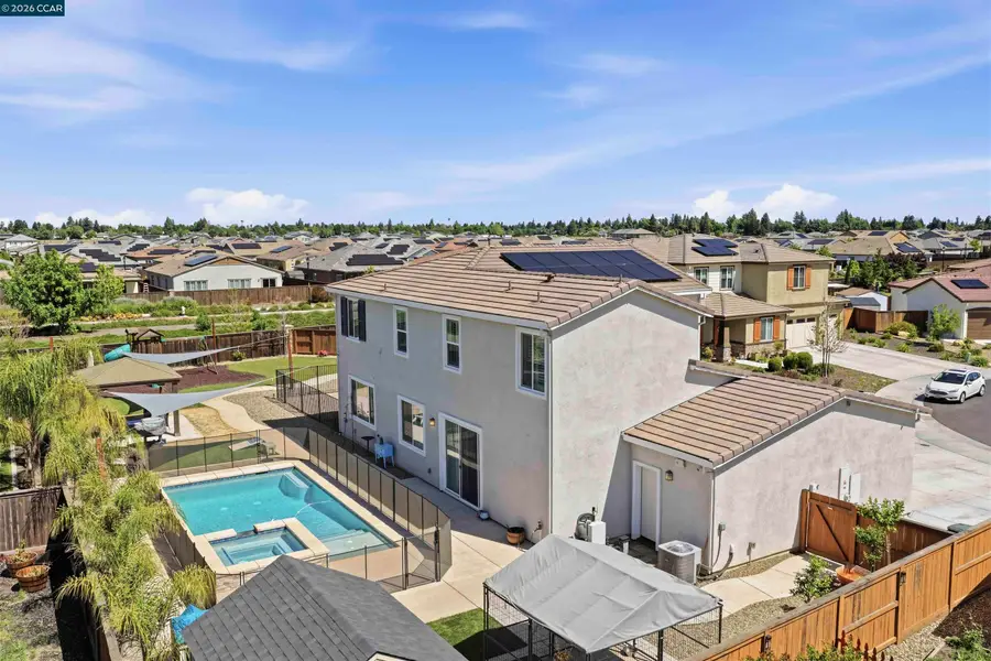 1655 Apricot Ct, Dixon, CA 95620 - #3