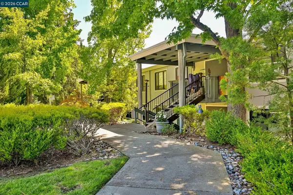 3033 Golden Rain Rd #6, Walnut Creek, CA 94595
