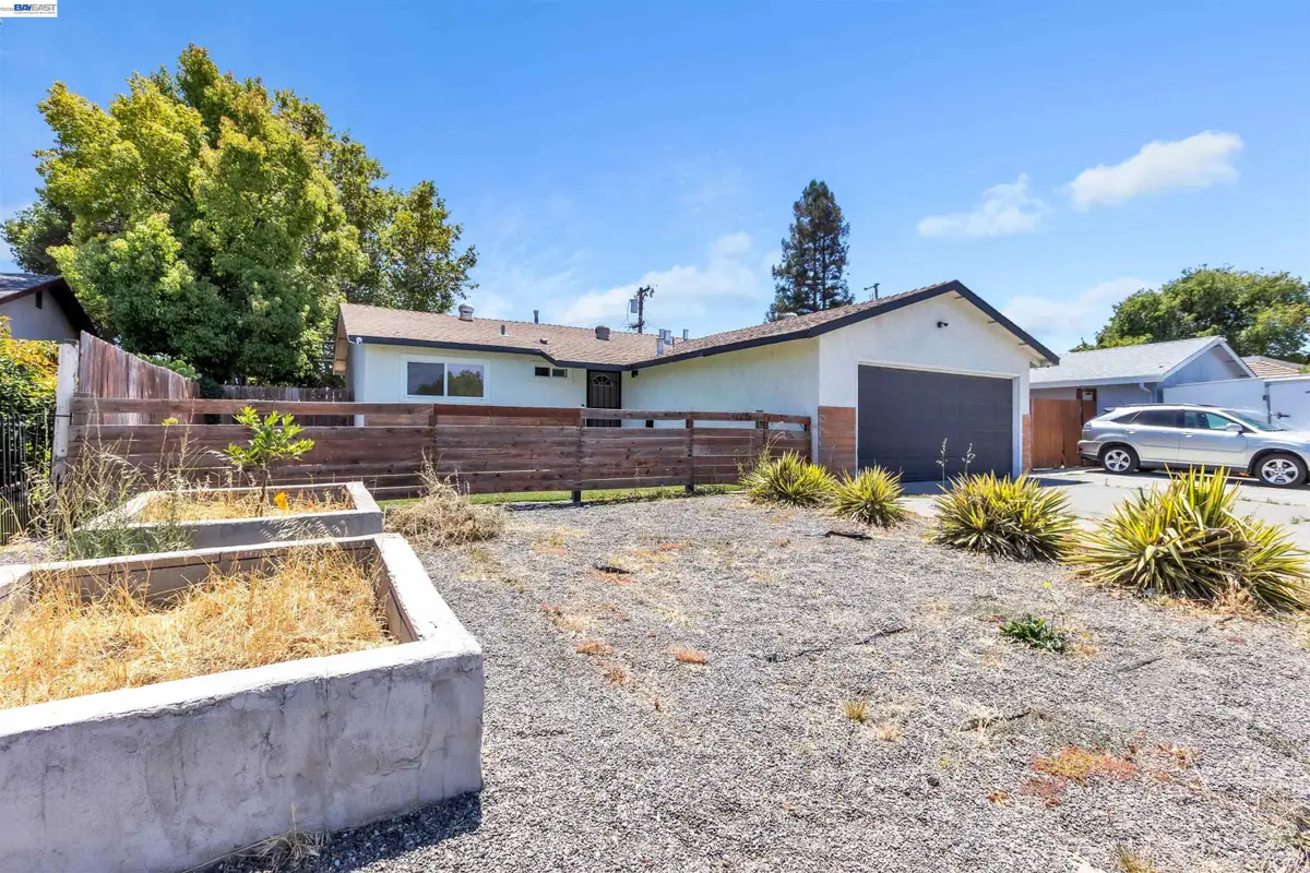 425 E Tabor Ave, Fairfield, CA 94533 - #1