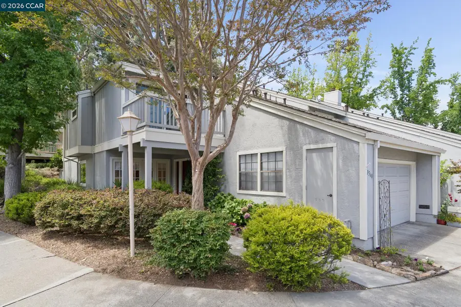 1560 Pyrenees Pl, Walnut Creek, CA 94598 - #2
