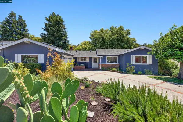 6 Pimentel Ct, Moraga, CA 94556
