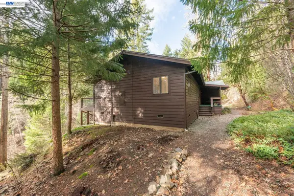 540 Lost Bridge, Lewiston, CA 96052