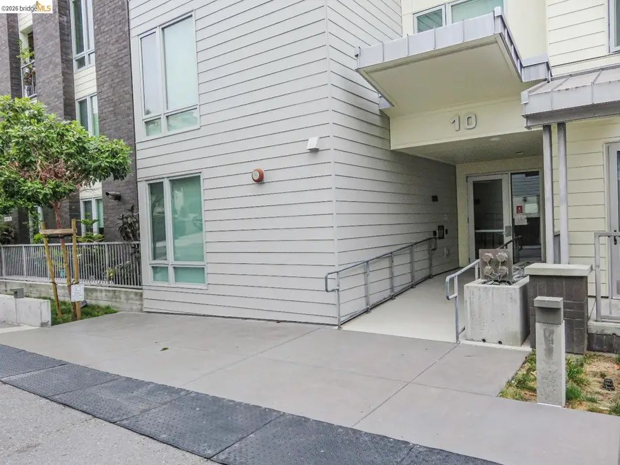 10 Innes Ct #307, San Francisco, CA 94124 - #3