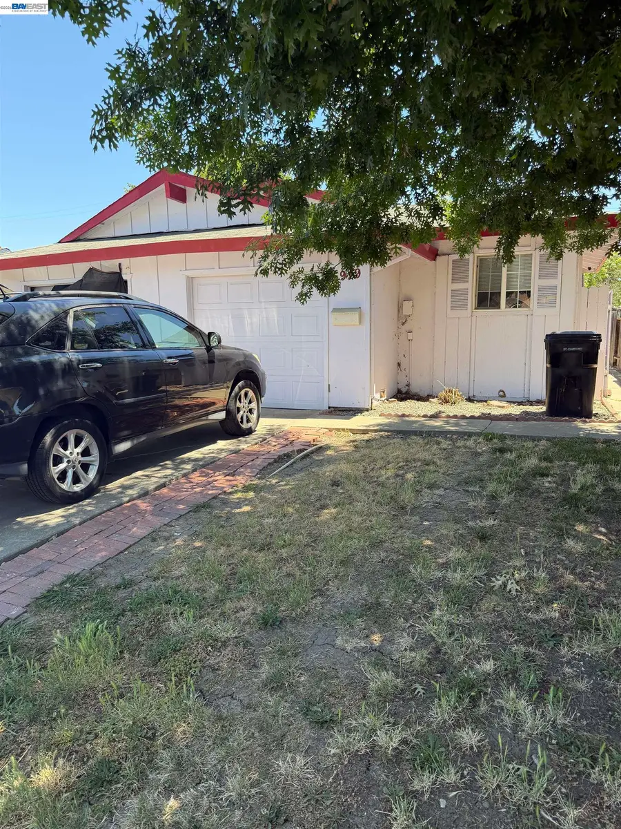 5917 Clover Manor Way, Sacramento, CA 95824 - #3
