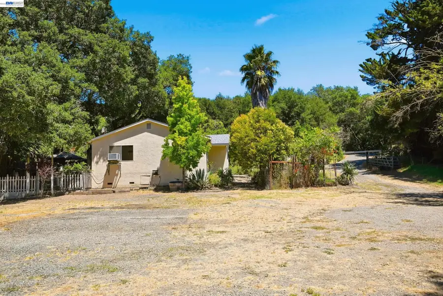 10160 Crow Canyon Rd, Castro Valley, CA 94552 - #2