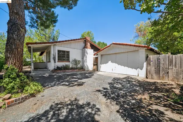 1810 3rd Ave, Walnut Creek, CA 94597
