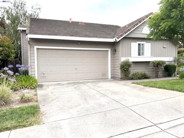 11651 Rolling Hills Pl, Dublin, CA 94568