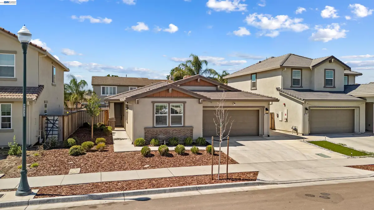 1018 Shearwater Rd., Lathrop, CA 95330 - #1