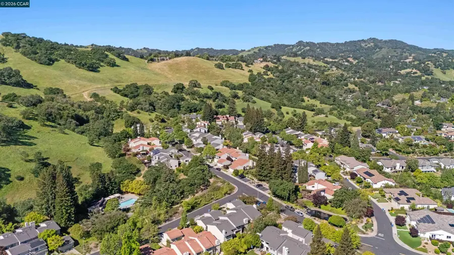 1085 Camino Verde Cir, Walnut Creek, CA 94597 - #2