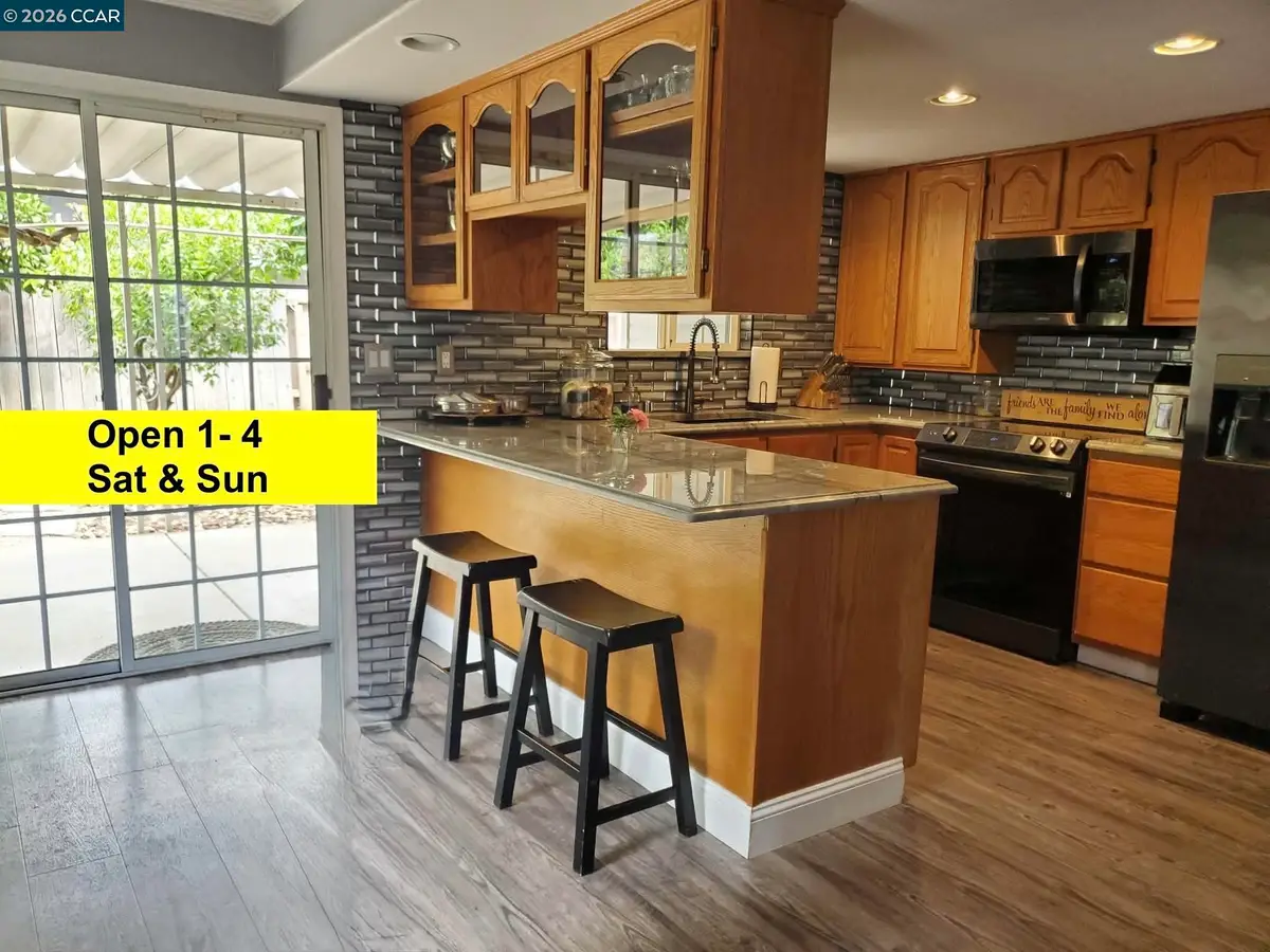 552 Redwood Dr, Vacaville, CA 95687 - #1