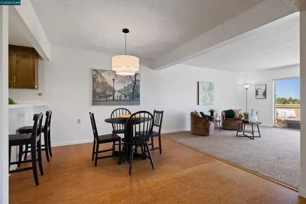 1348 Rockledge Lane #7, Walnut Creek, CA 94595