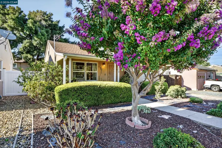 310 W Madill St, Antioch, CA 94509 - #2