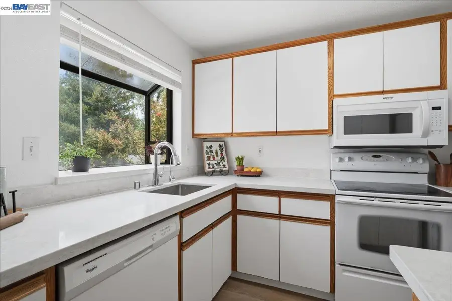 2598 Oak Rd #284, Walnut Creek, CA 94597 - #3
