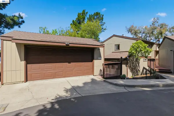 23004 Avis Ln, Hayward, CA 94541