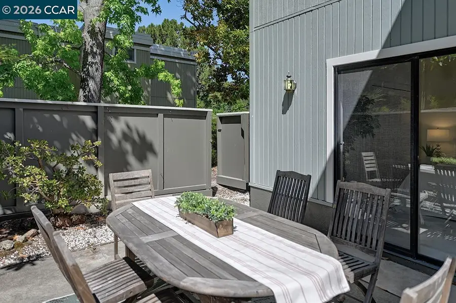 2724 Tice Creek Dr #2, Walnut Creek, CA 94595 - #3