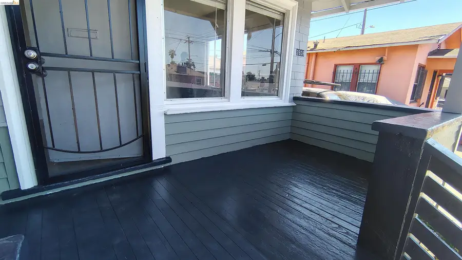 Address Withheld By Seller, Oakland, CA 94605 - #2