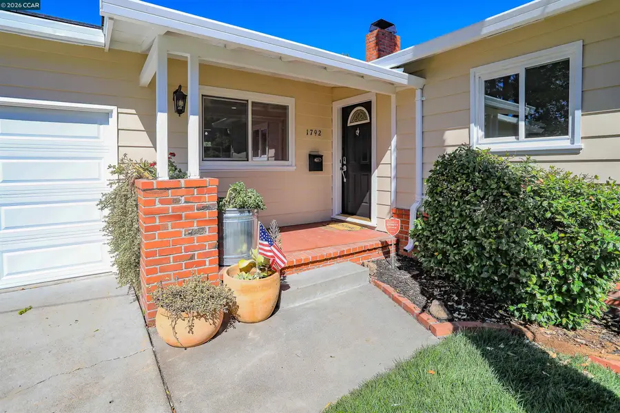 1792 Sharon Dr, Concord, CA 94519 - #2