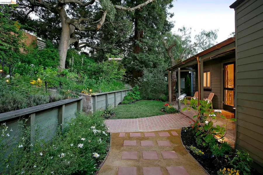 1101 Mountain Blvd, Oakland, CA 94611 - #2