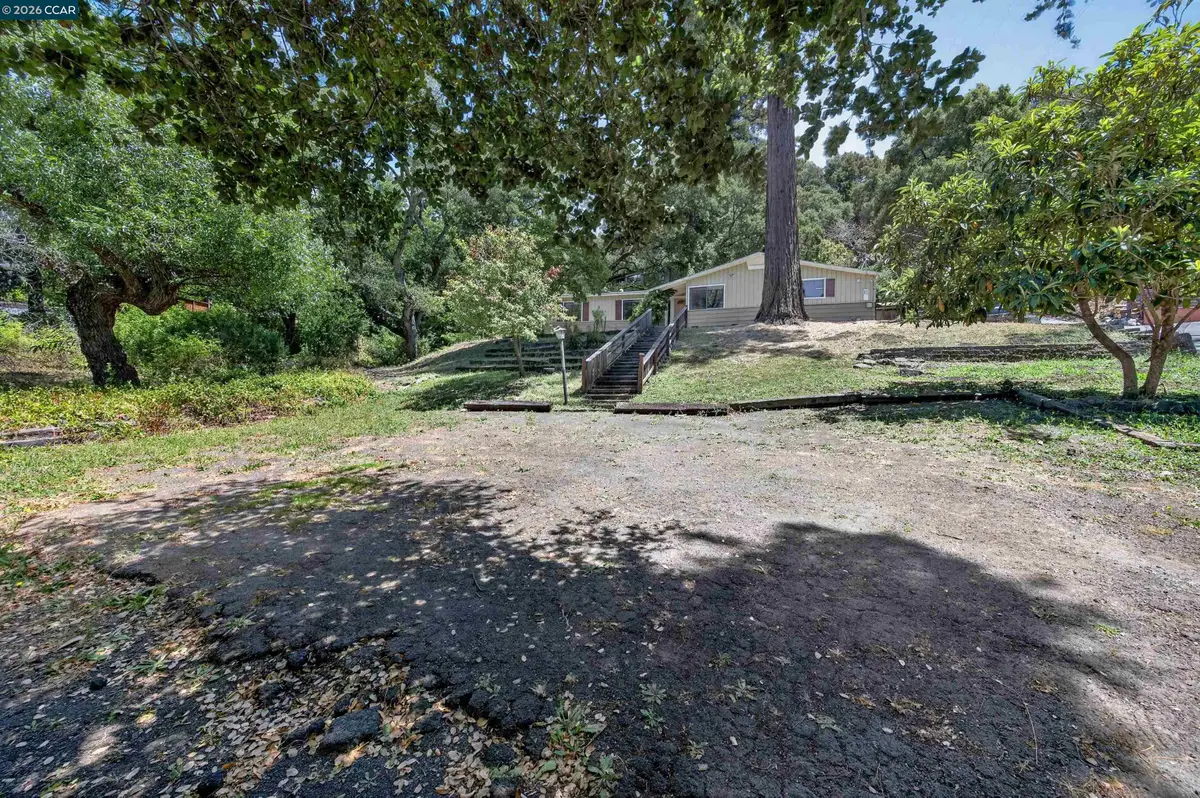 3 Shadow Creek Ln, Orinda, CA 94563 - #1